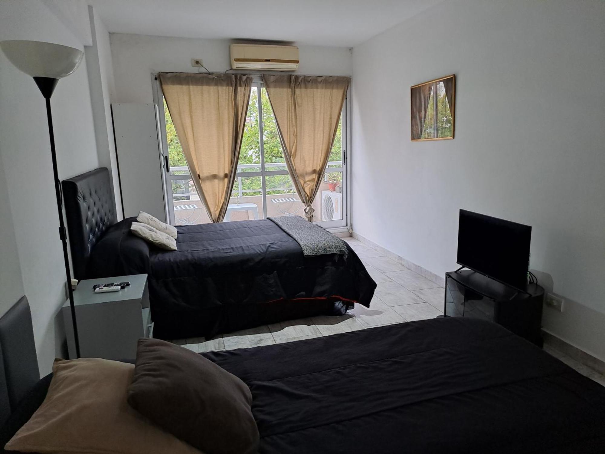 Amplio Departamento Completo En Caba Apartment - Buenos Aires — Photos 1